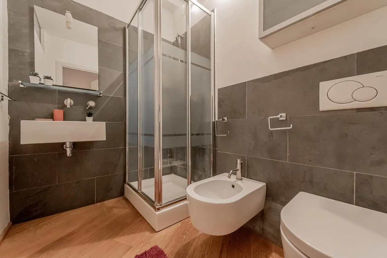 Realkasa Podgora Flat Apartment Bologna