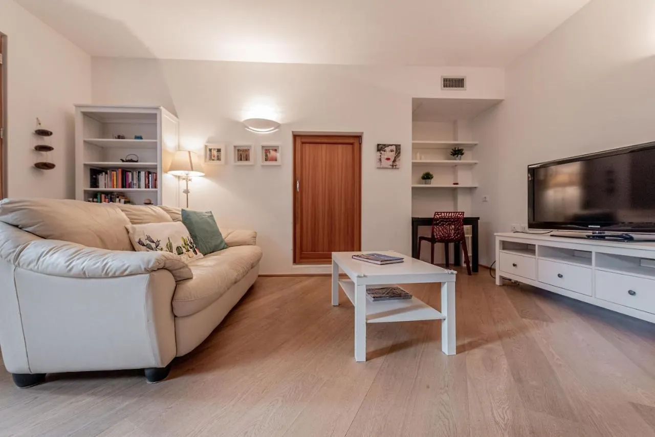 Realkasa Podgora Flat Apartment Bologna Italy
